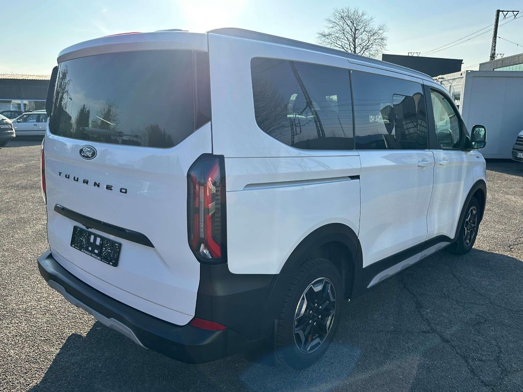 Ford Tourneo Custom 2025