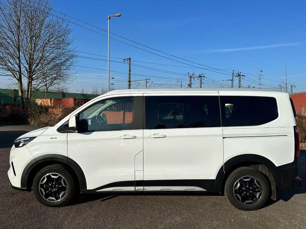 Ford Tourneo Custom 2025