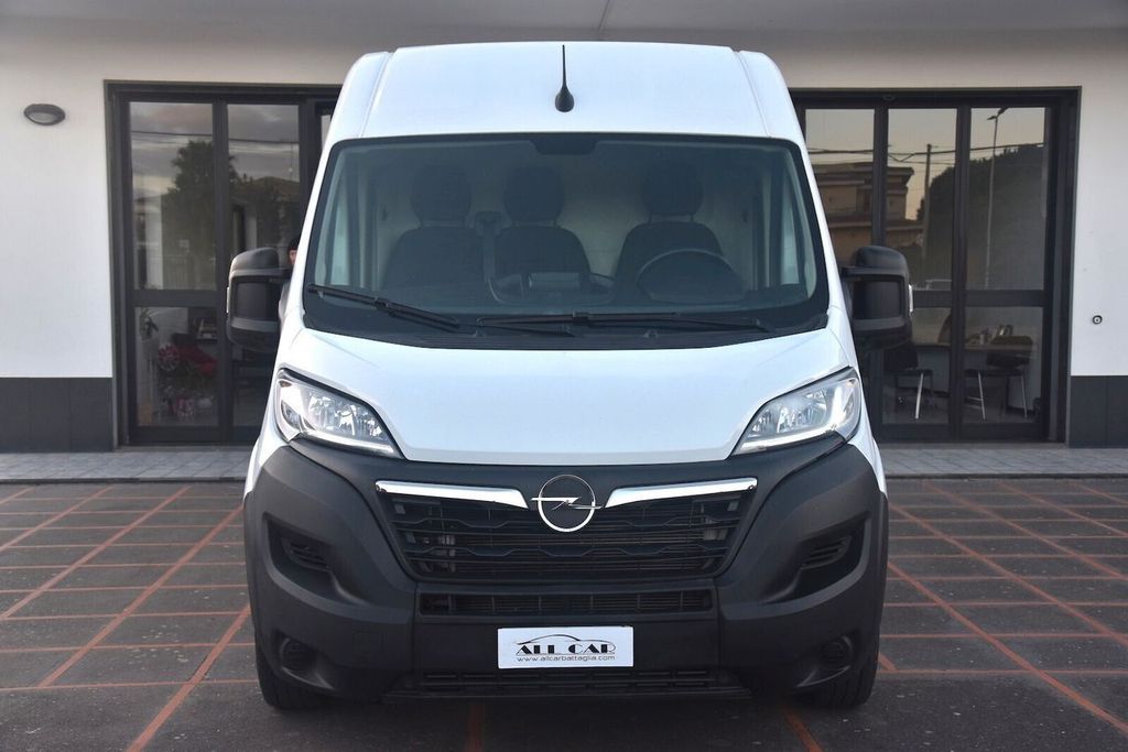 Opel Movano 2024