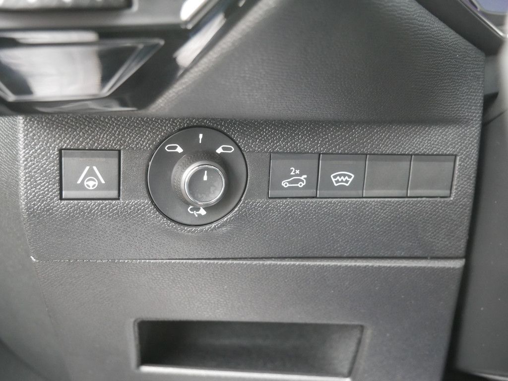 DS Automobiles DS7 (Crossback) 2023