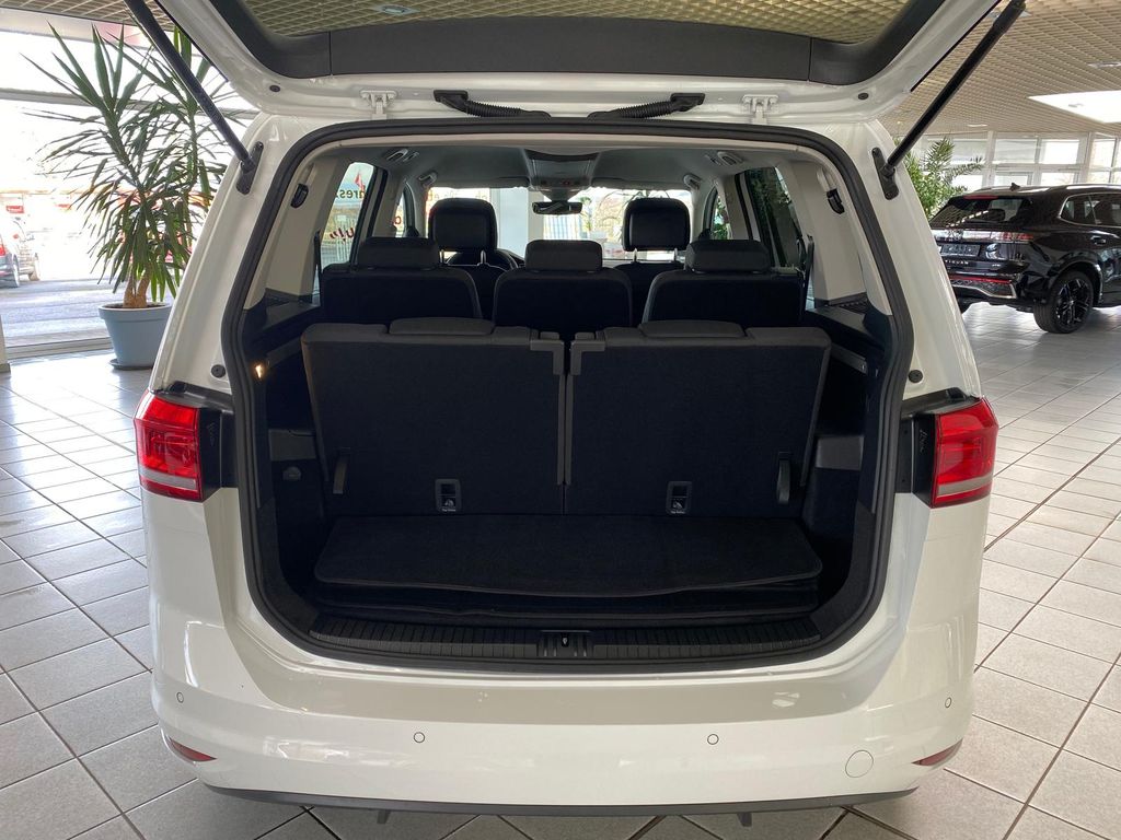 Volkswagen Touran 2024