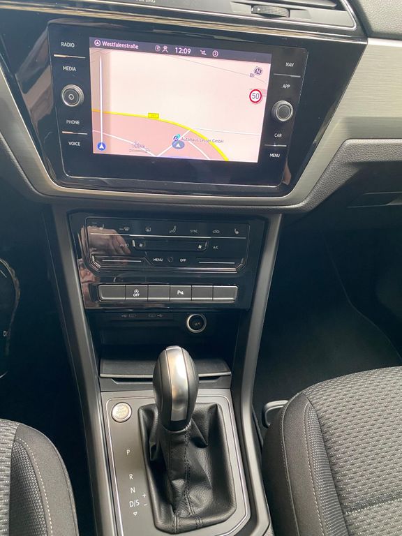 Volkswagen Touran 2024