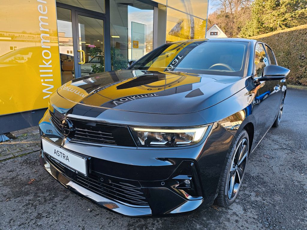 Opel Astra 2024