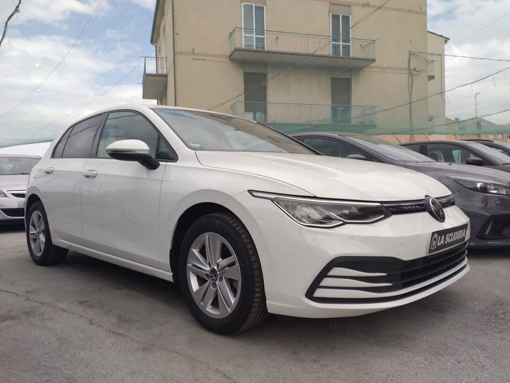 Volkswagen Golf 2021