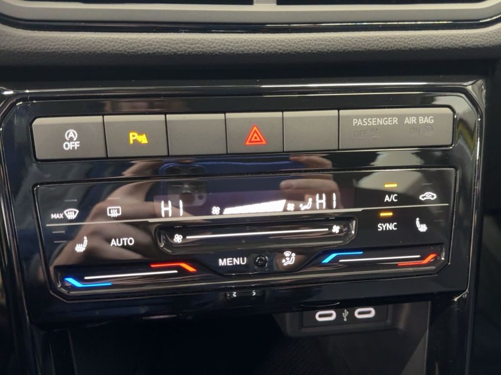 Volkswagen T-Cross 2024