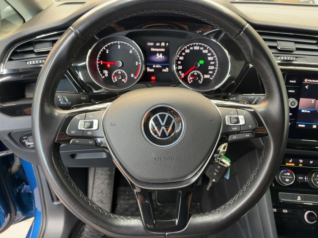 Volkswagen Touran 2021