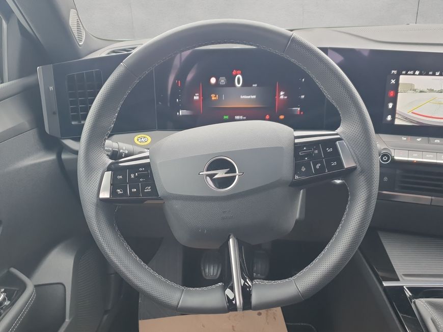 Opel Astra 2024