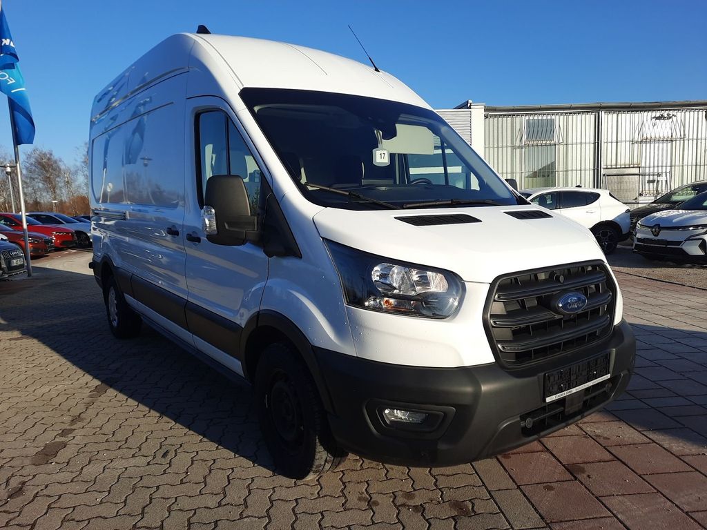 Ford Transit 2024