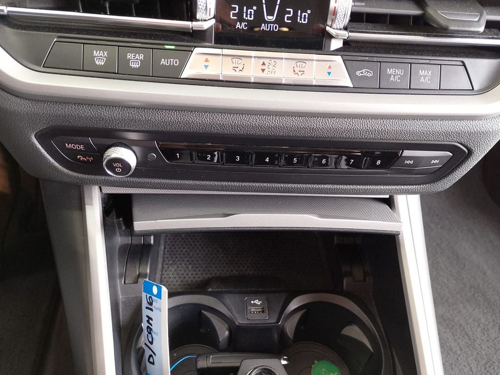 BMW 318 2020