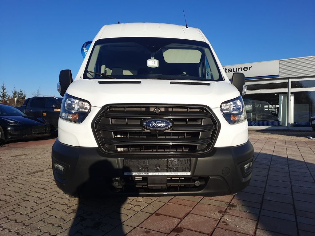 Ford Transit 2024
