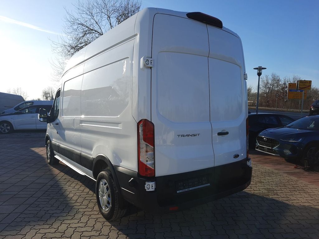 Ford Transit 2024