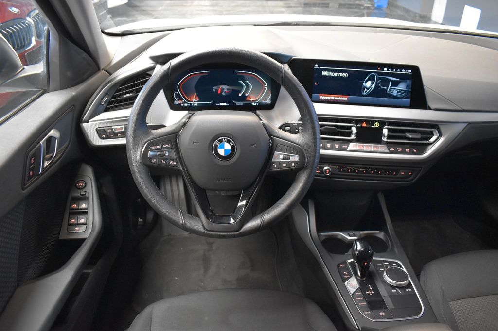 BMW 116 2022