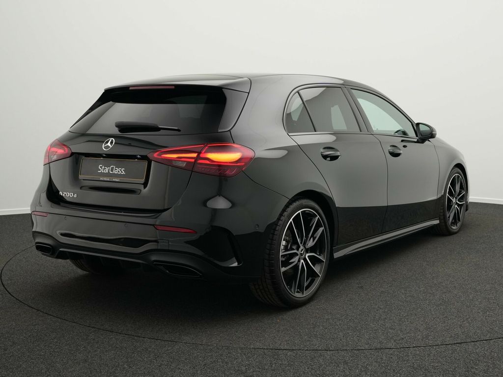 Mercedes-Benz A 200 2025