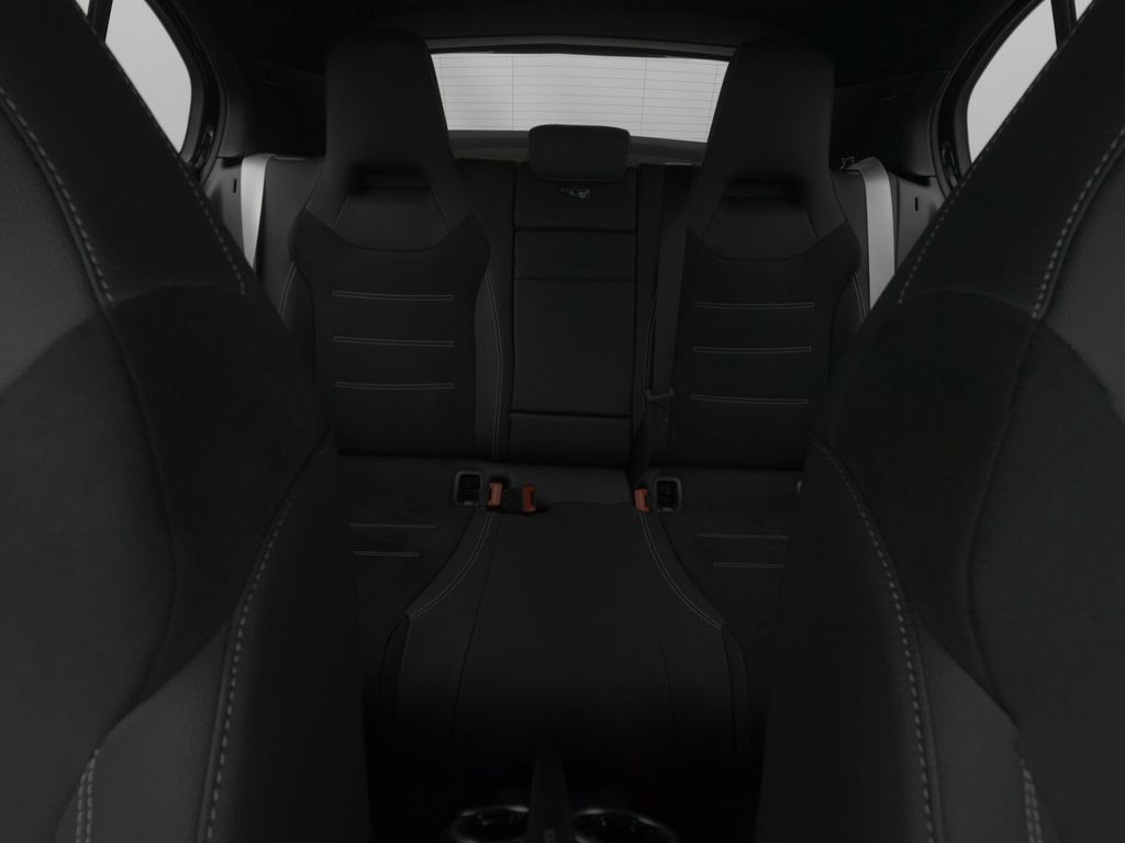 Mercedes-Benz A 200 2025