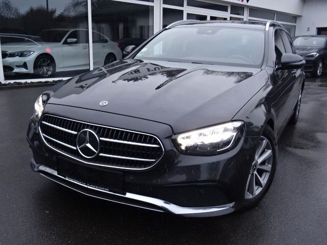 Mercedes-Benz E 200 2021