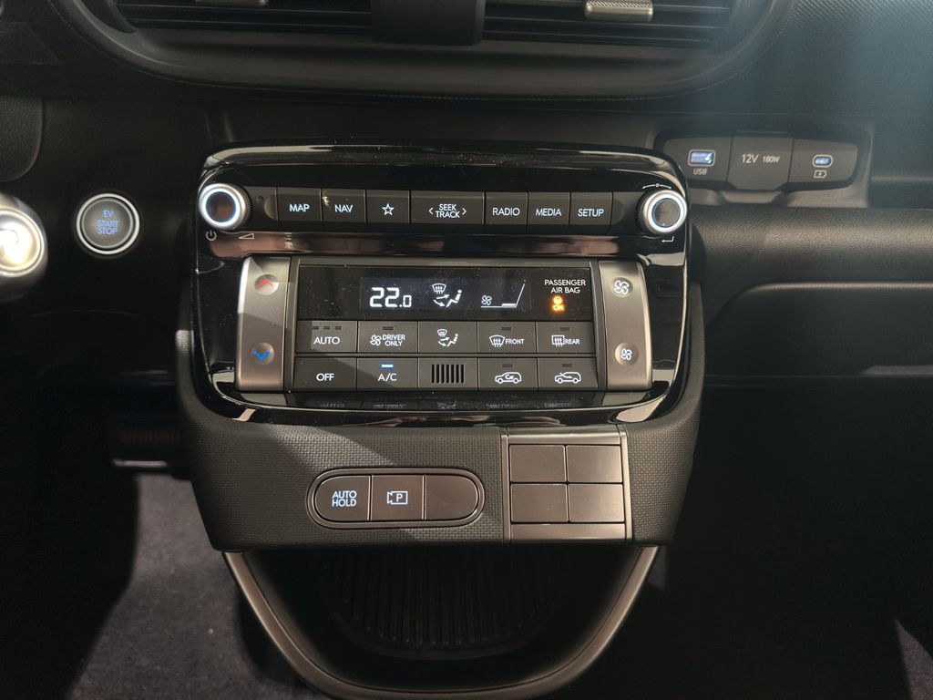 Hyundai INSTER