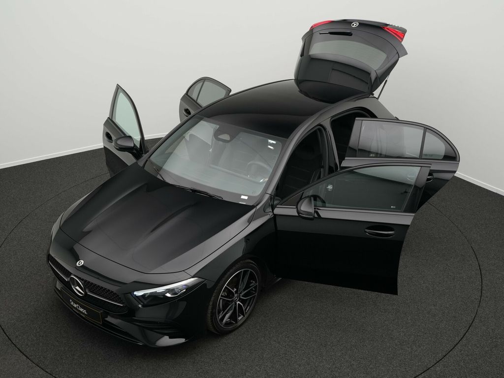 Mercedes-Benz A 200 2025
