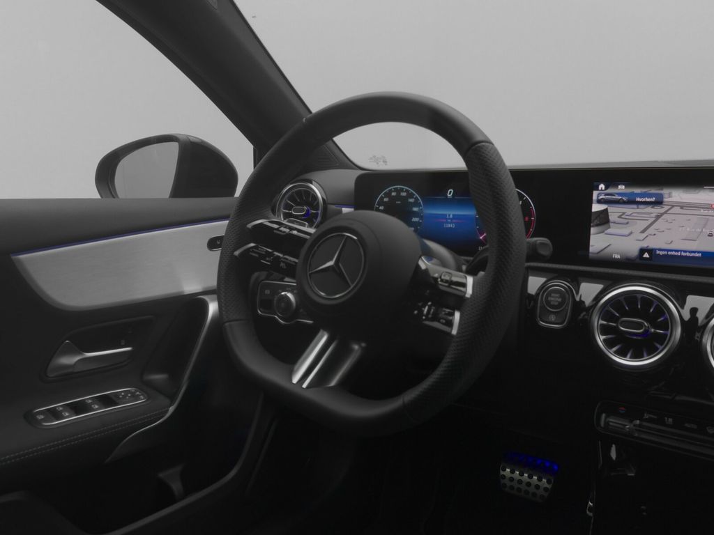 Mercedes-Benz A 200 2025