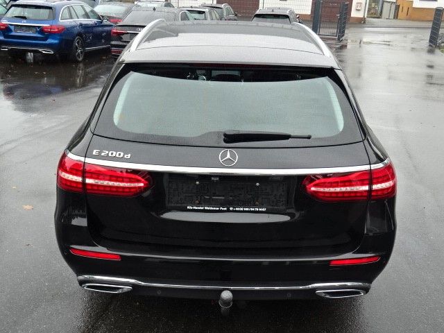 Mercedes-Benz E 200 2021