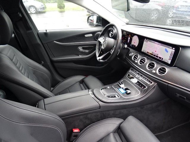 Mercedes-Benz E 200 2021