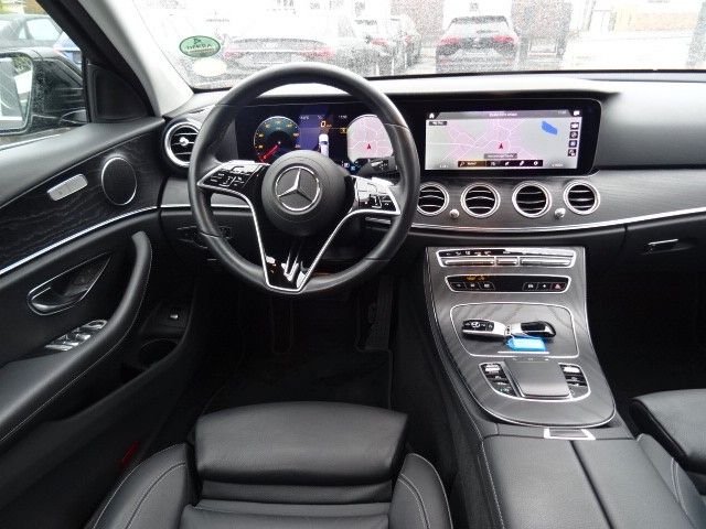 Mercedes-Benz E 200 2021