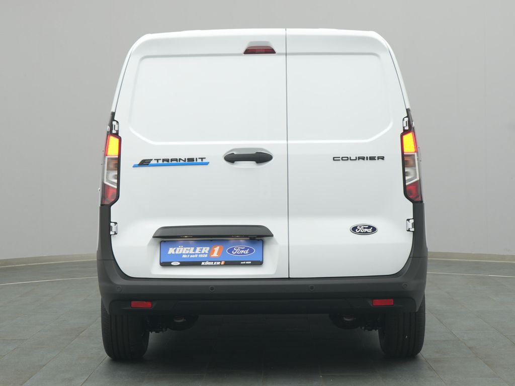 Ford Transit Courier 2025