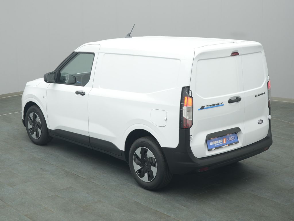 Ford Transit Courier 2025