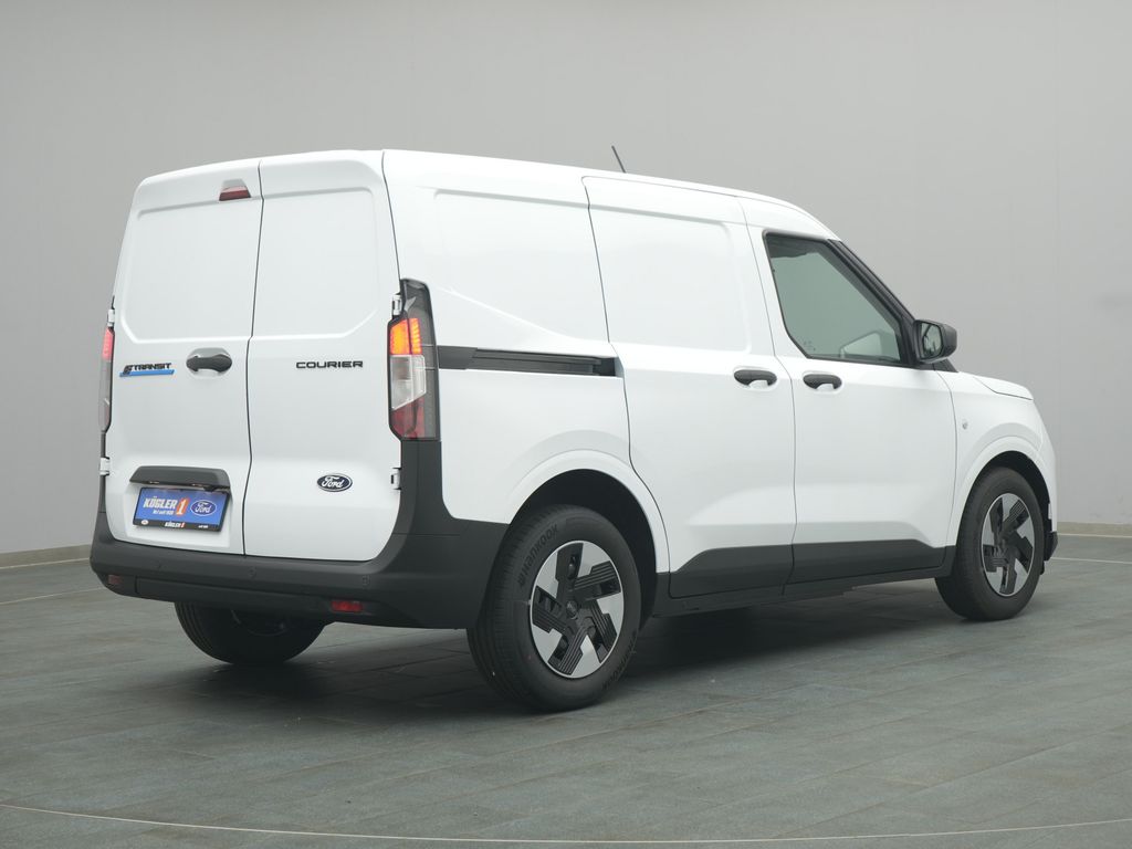 Ford Transit Courier 2025