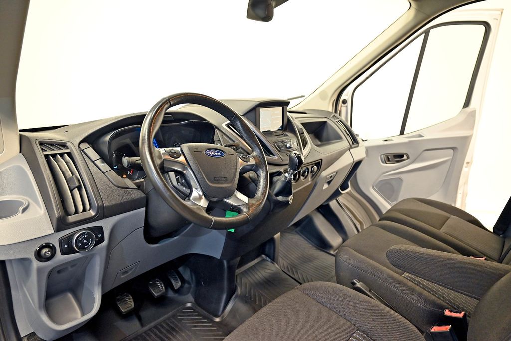 Ford Transit 2019