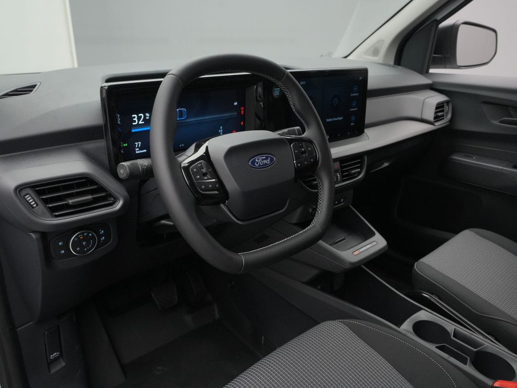 Ford Transit Courier 2025