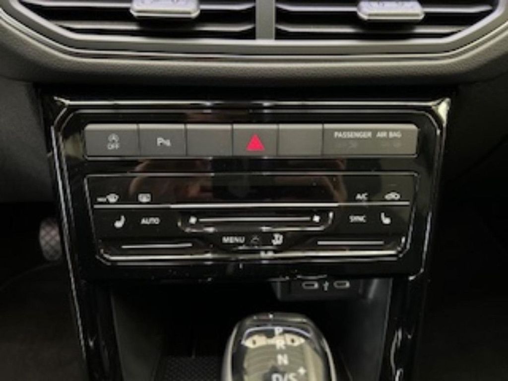 Volkswagen T-Cross 2025