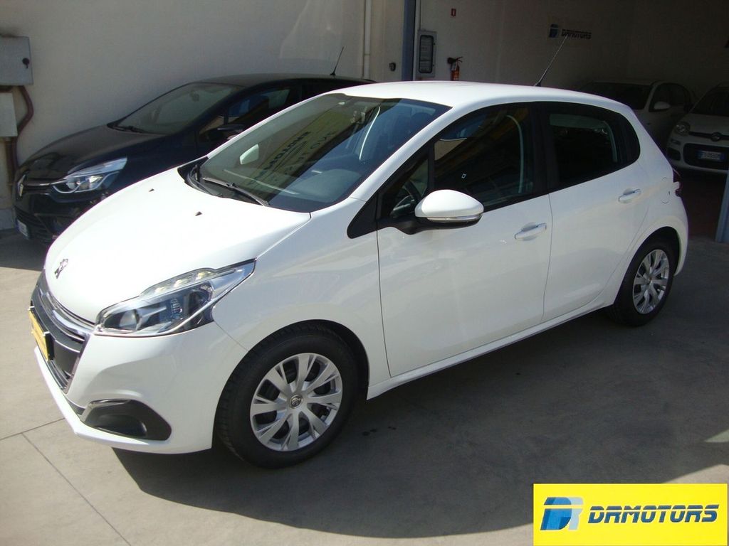 Peugeot 208 2016