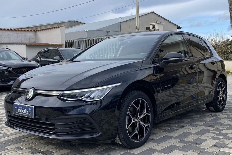 Volkswagen Golf 2021