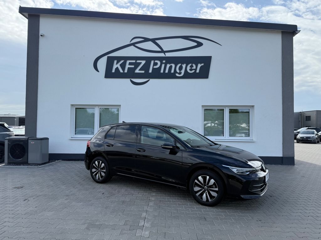 Volkswagen Golf 2024