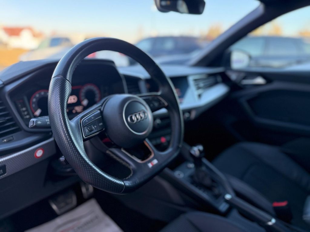 Audi A1 2022