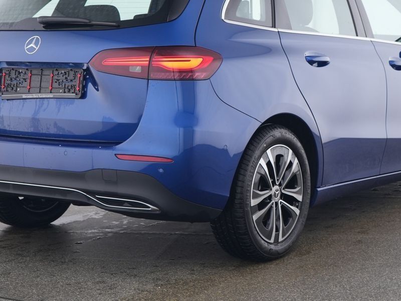 Mercedes-Benz B 180 2024