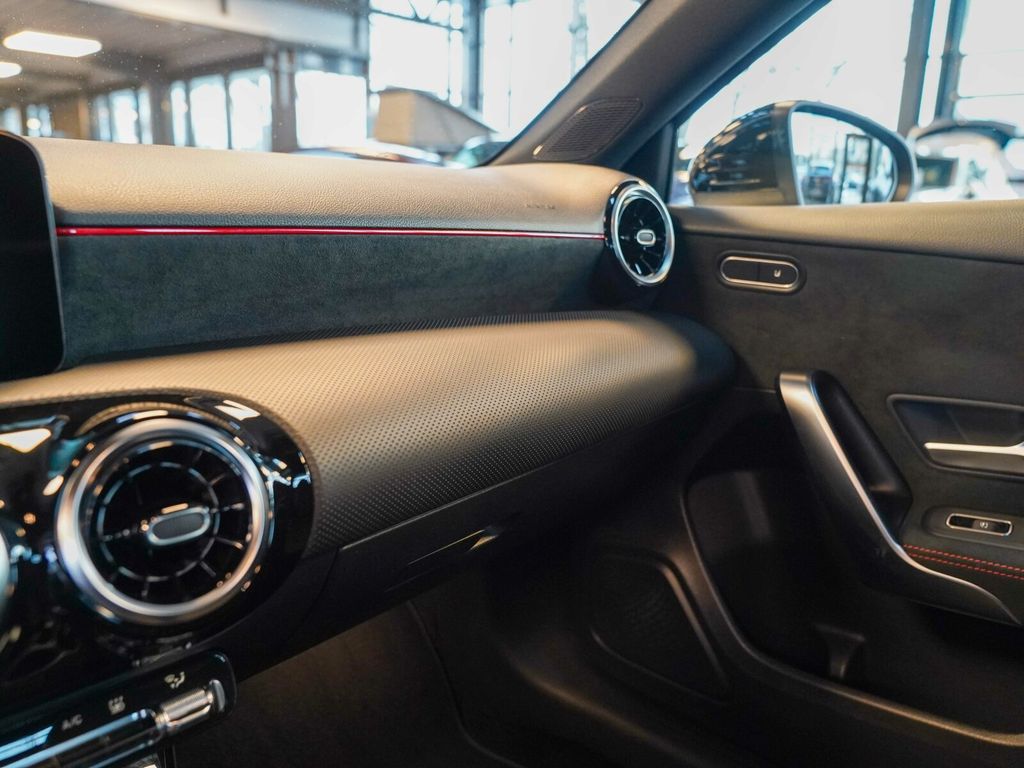 Mercedes-Benz A 250 2022