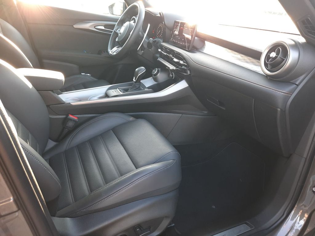 Alfa Romeo Tonale 2024