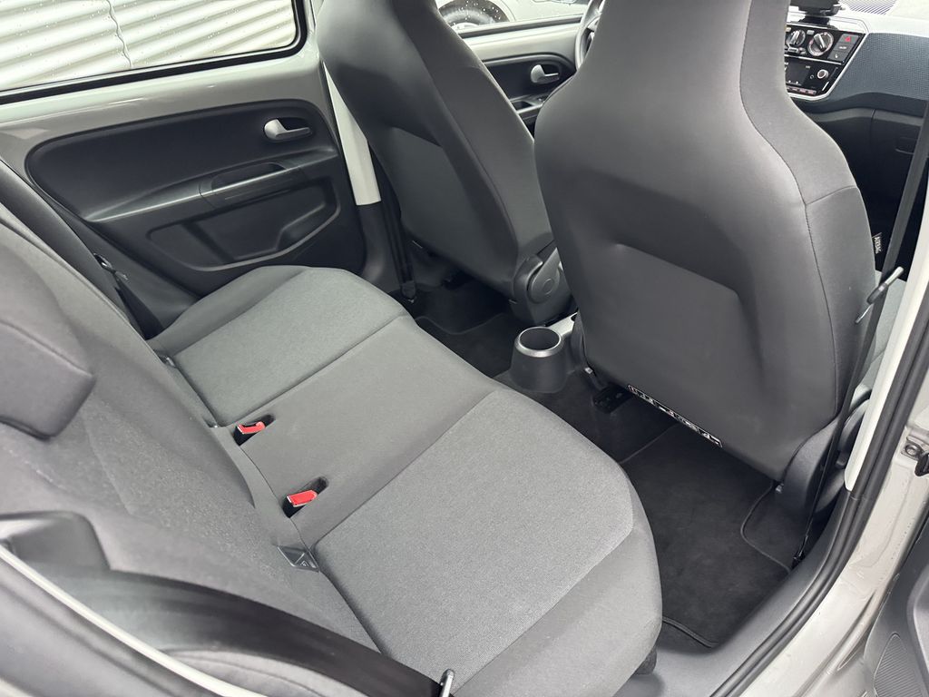 Volkswagen up! 2021