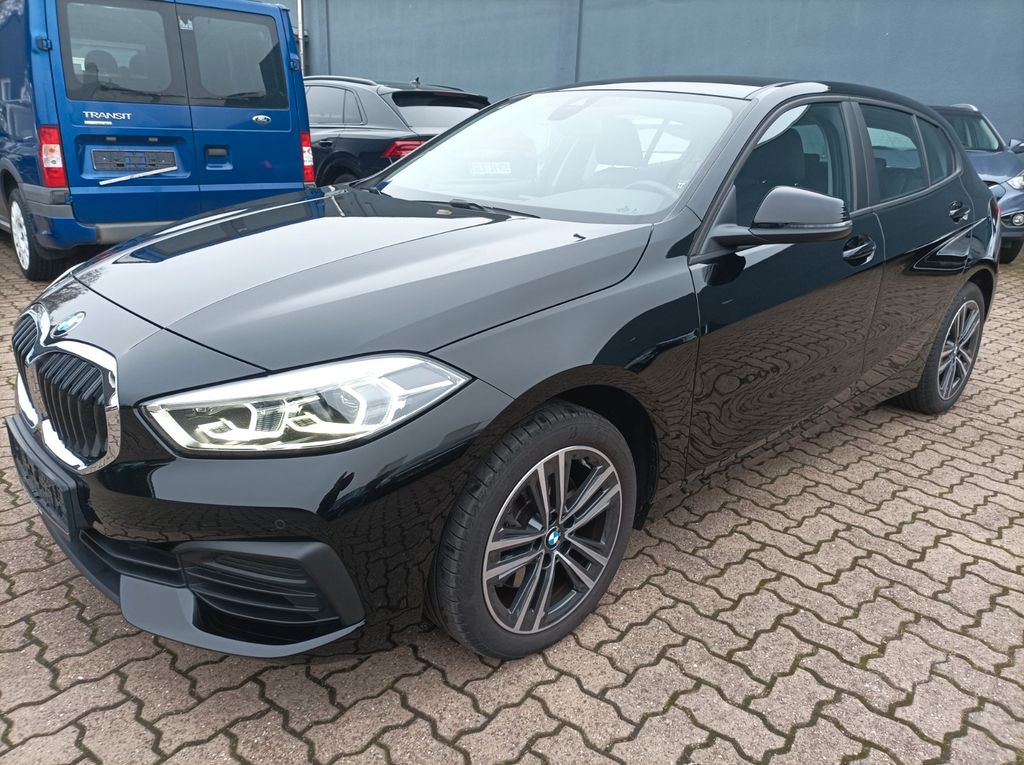 BMW 118 2022
