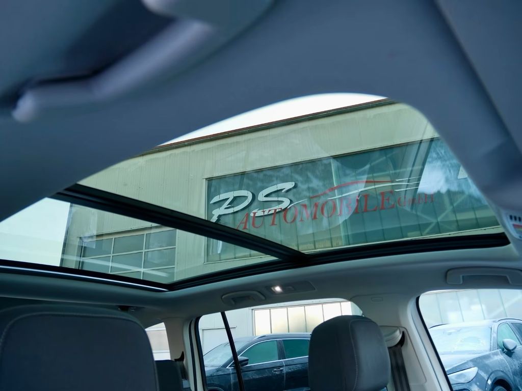 Volkswagen Touran 2025