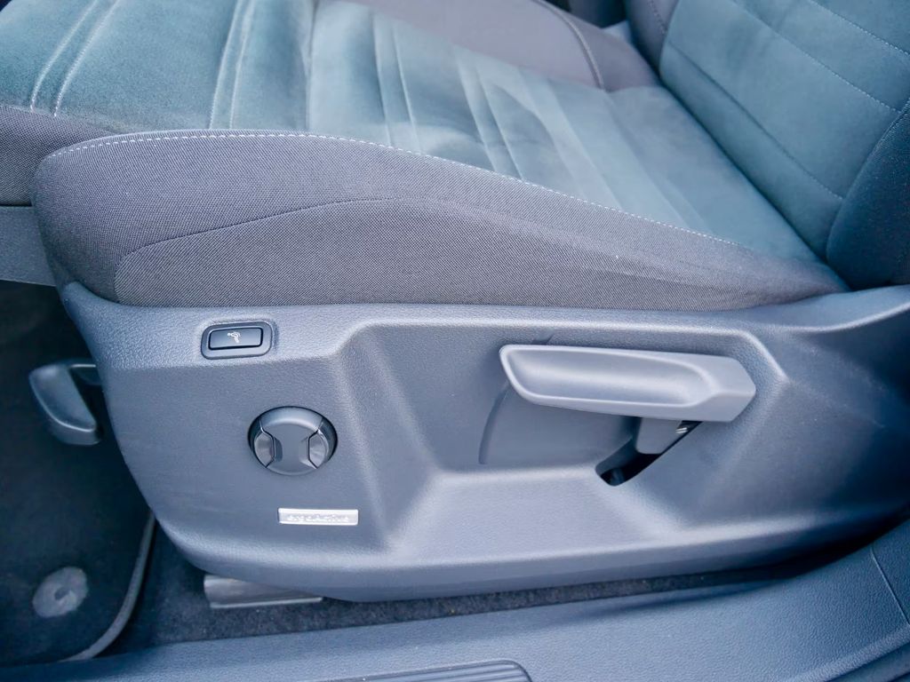 Volkswagen Touran 2025