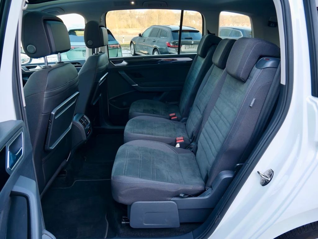 Volkswagen Touran 2025