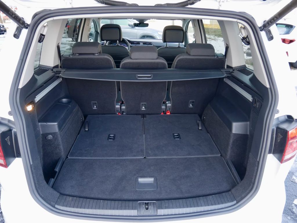 Volkswagen Touran 2025