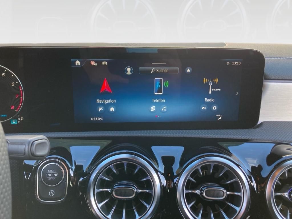 Mercedes-Benz CLA 180 2026