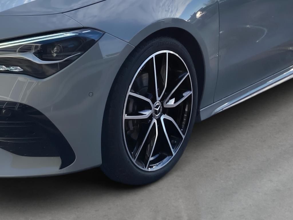 Mercedes-Benz CLA 180 2026