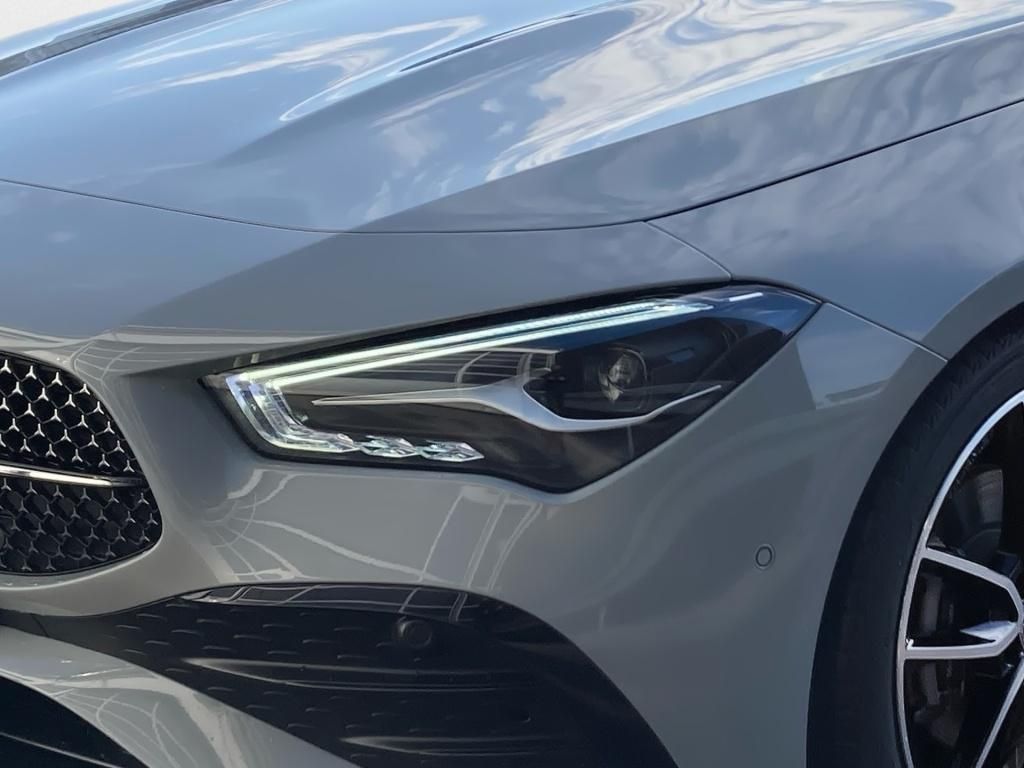 Mercedes-Benz CLA 180 2026