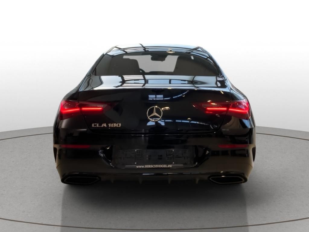 Mercedes-Benz CLA 180 2026