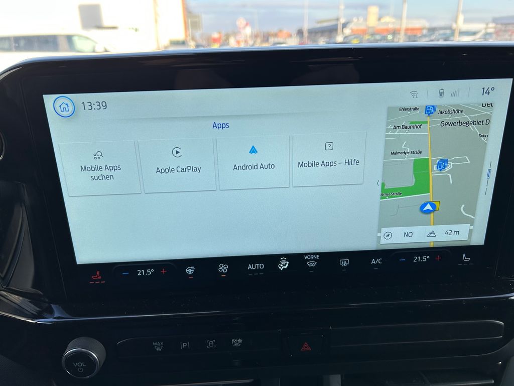 Ford Tourneo Custom 2025