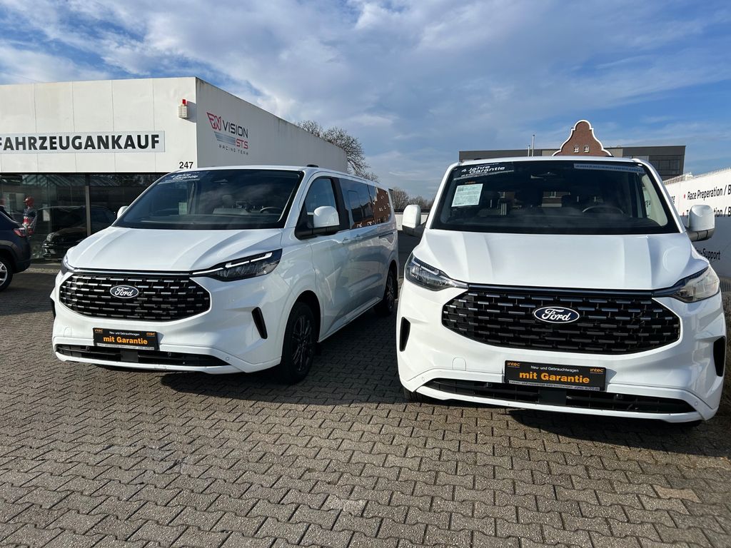 Ford Tourneo Custom 2025